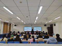 我院召开2020-2021学年第一学期期中学生座谈会